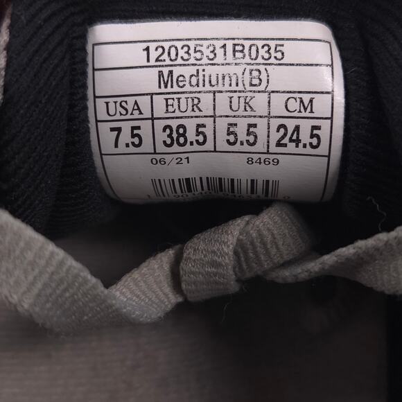 Brooks Adrenaline GTS 22 Athletic Running Shoe Womens Size 7.5 1203531B035 Gray - Picture 10 of 10